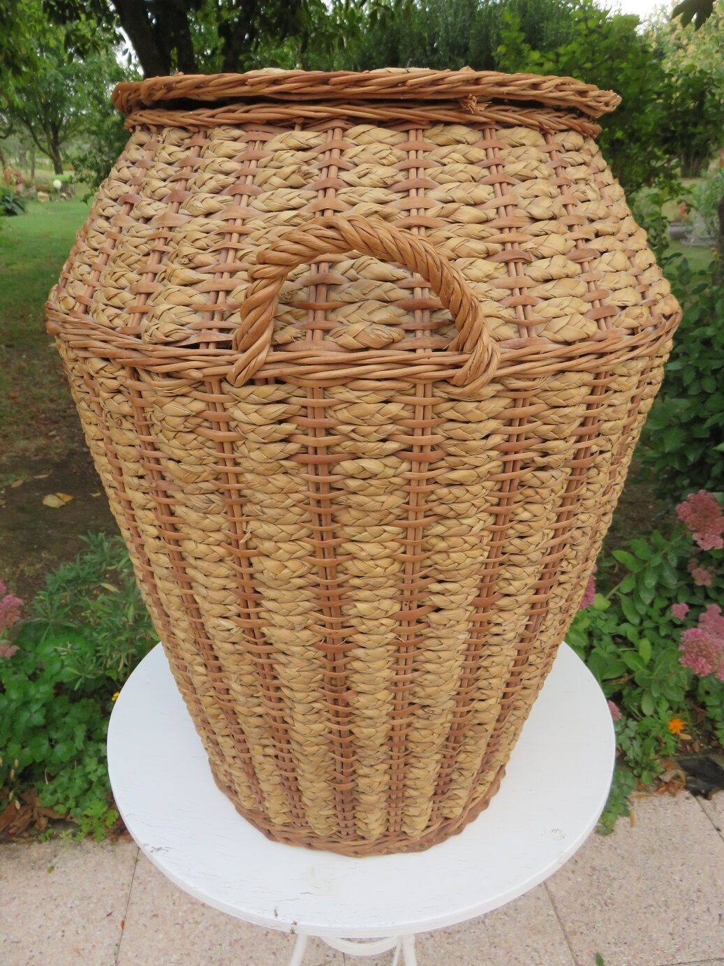 Rattan basket