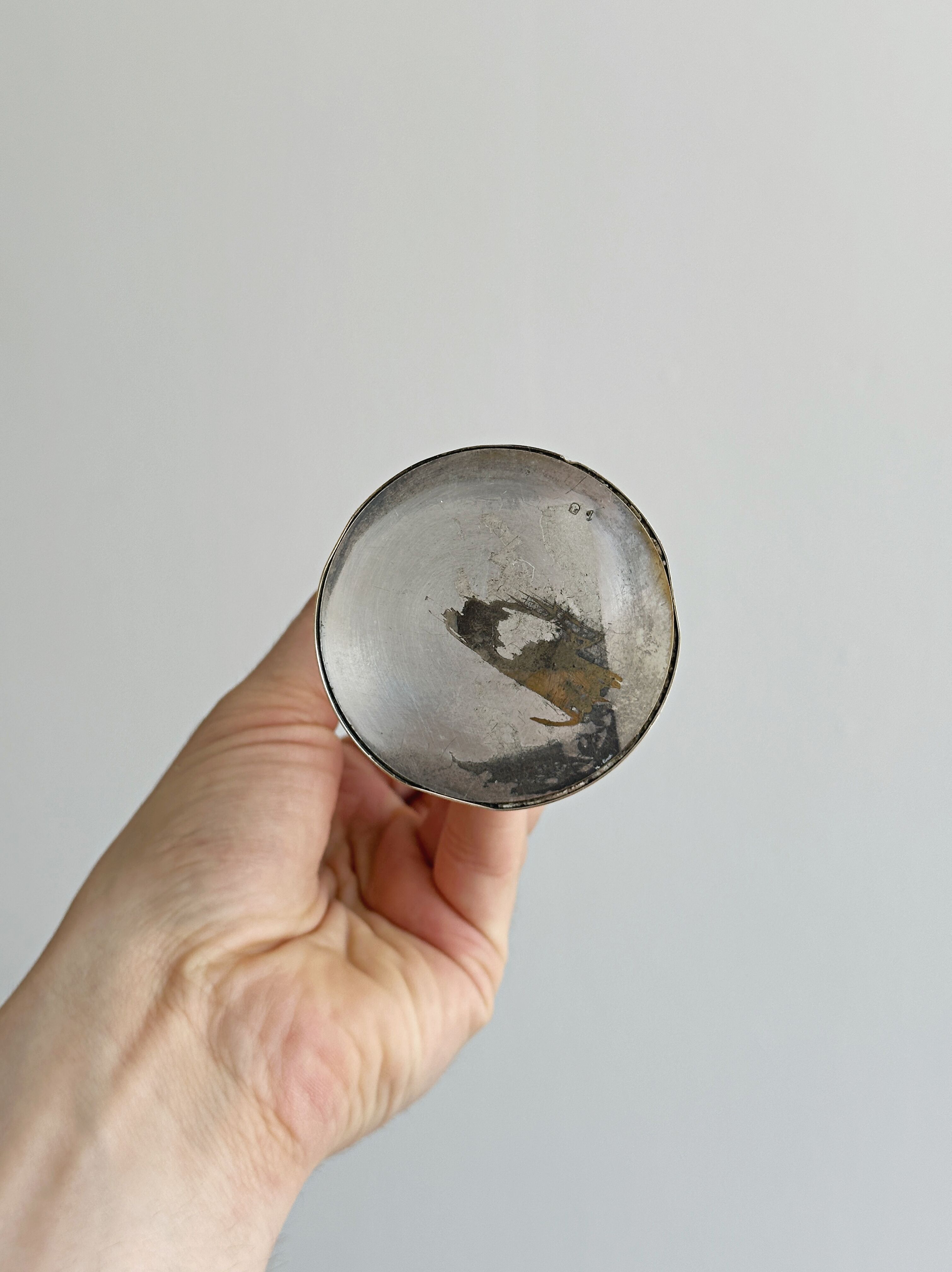 Light metal soliflore