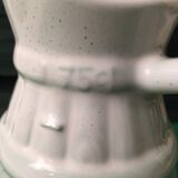 Pichet en céramique blanc et son vert pastel d’une contenance de 75 cl