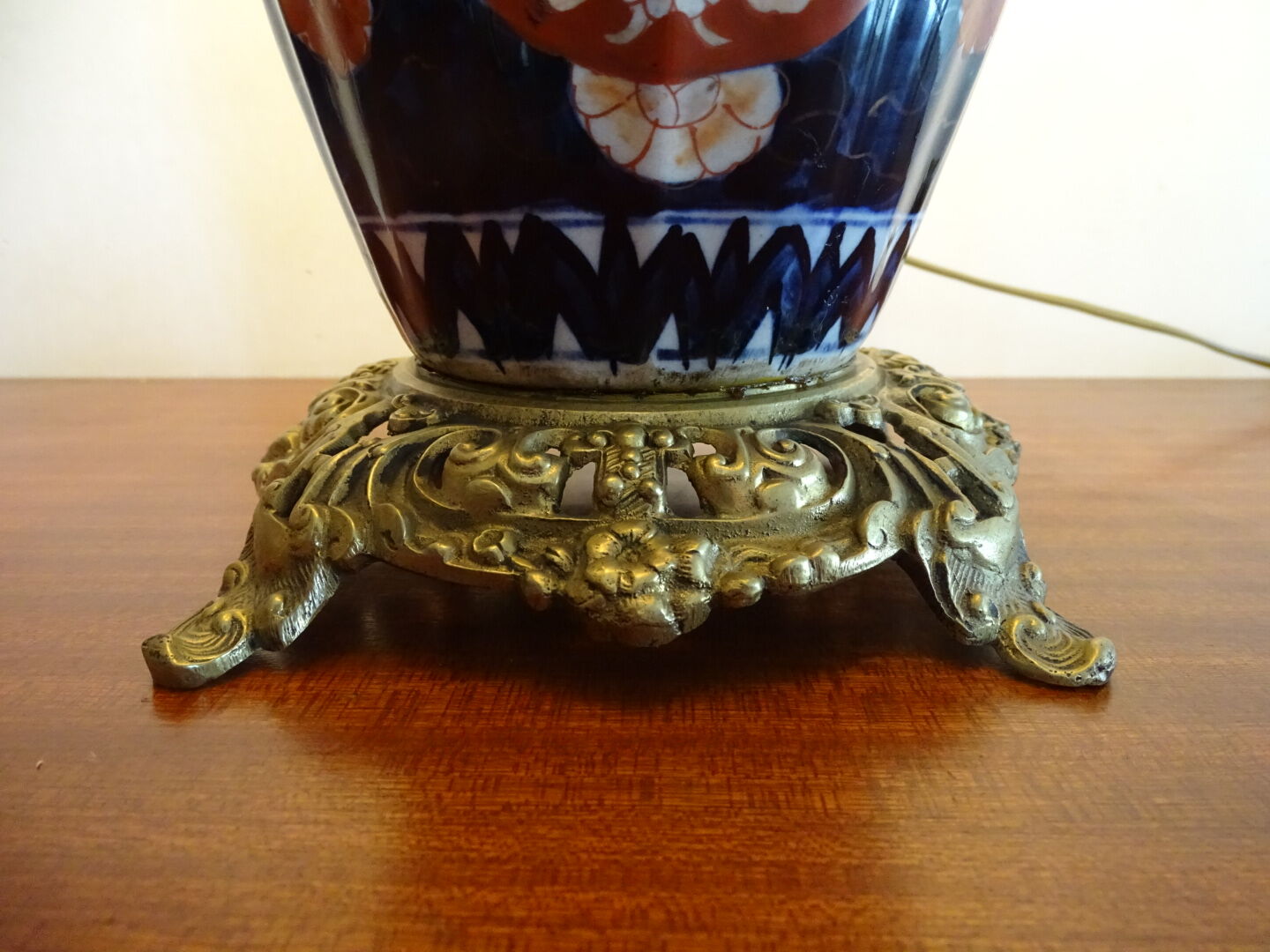 Faience lamp Imari XIXth foot bronze frame