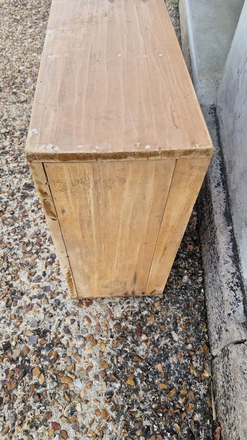 Armoire de métier
