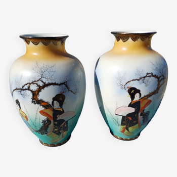 Paire de vases japonisants