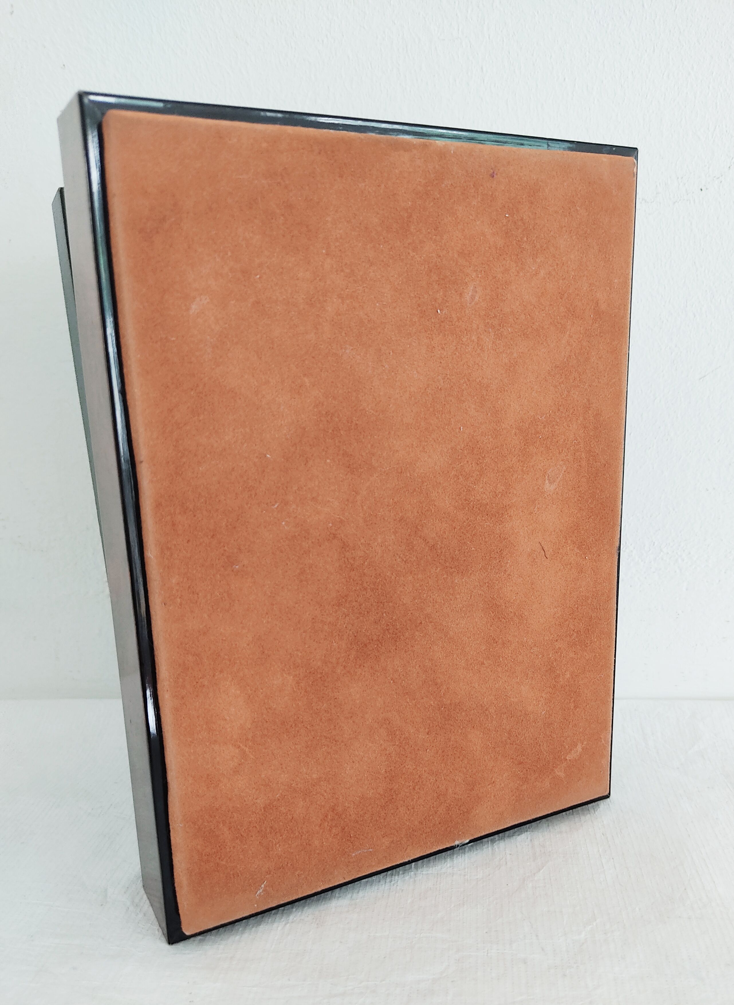 Inlaid box with photo frame cover