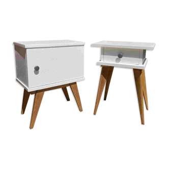 Pair of vintage oak compass leg bedside tables / duo white chic