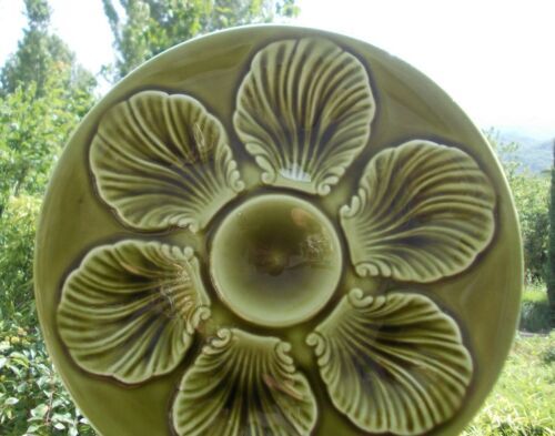 6 oyster plates Proceram vintage Green color