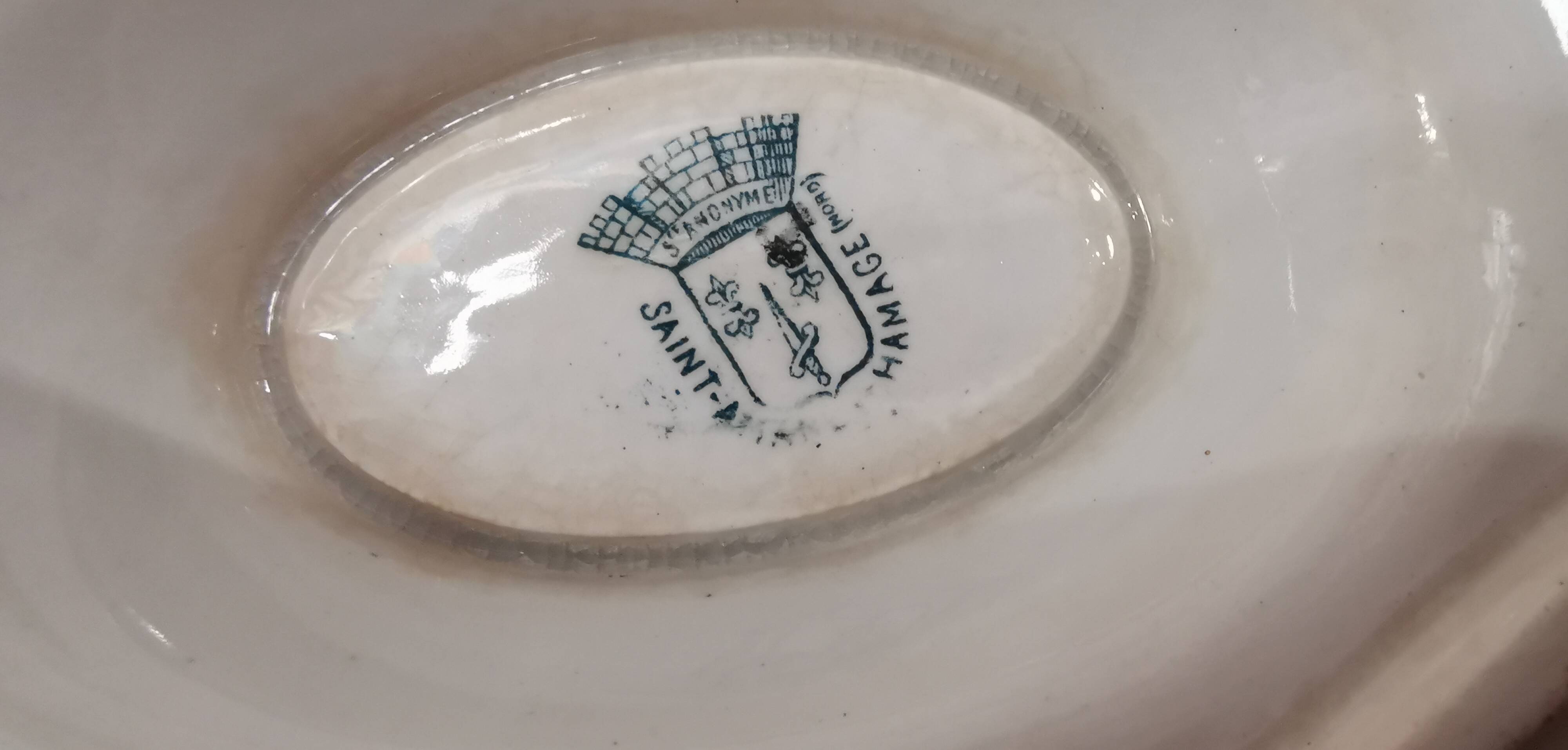 Old earthenware gravy boat "Société Anonyme" St Amand et Hamage