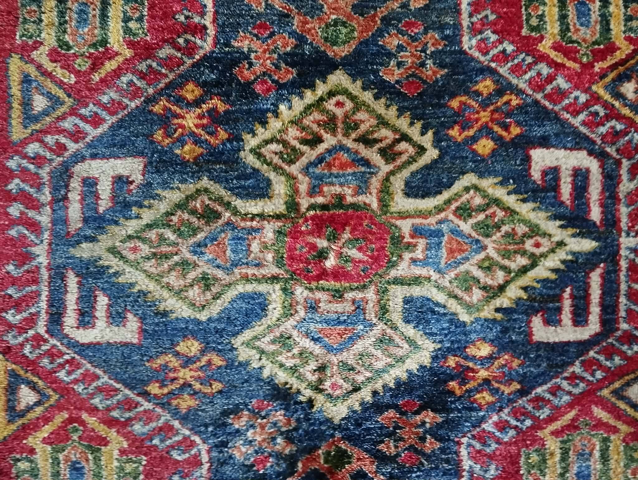 Handmade Pakistani Gazni rug 149x135cm