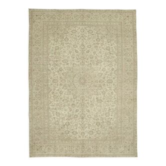 Handmade oriental contemporary 1980s 274 cm x 384 cm beige wool carpet