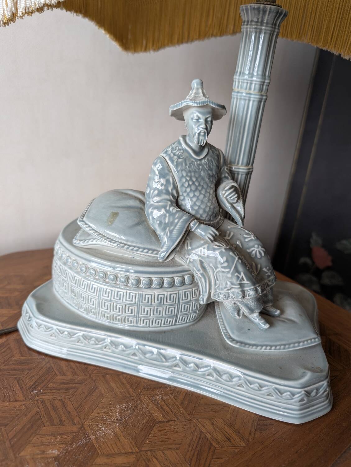 2 enamelled porcelain lamps