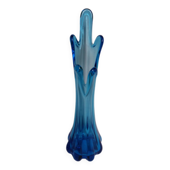 Vase en verre soufflé bleu turquoise