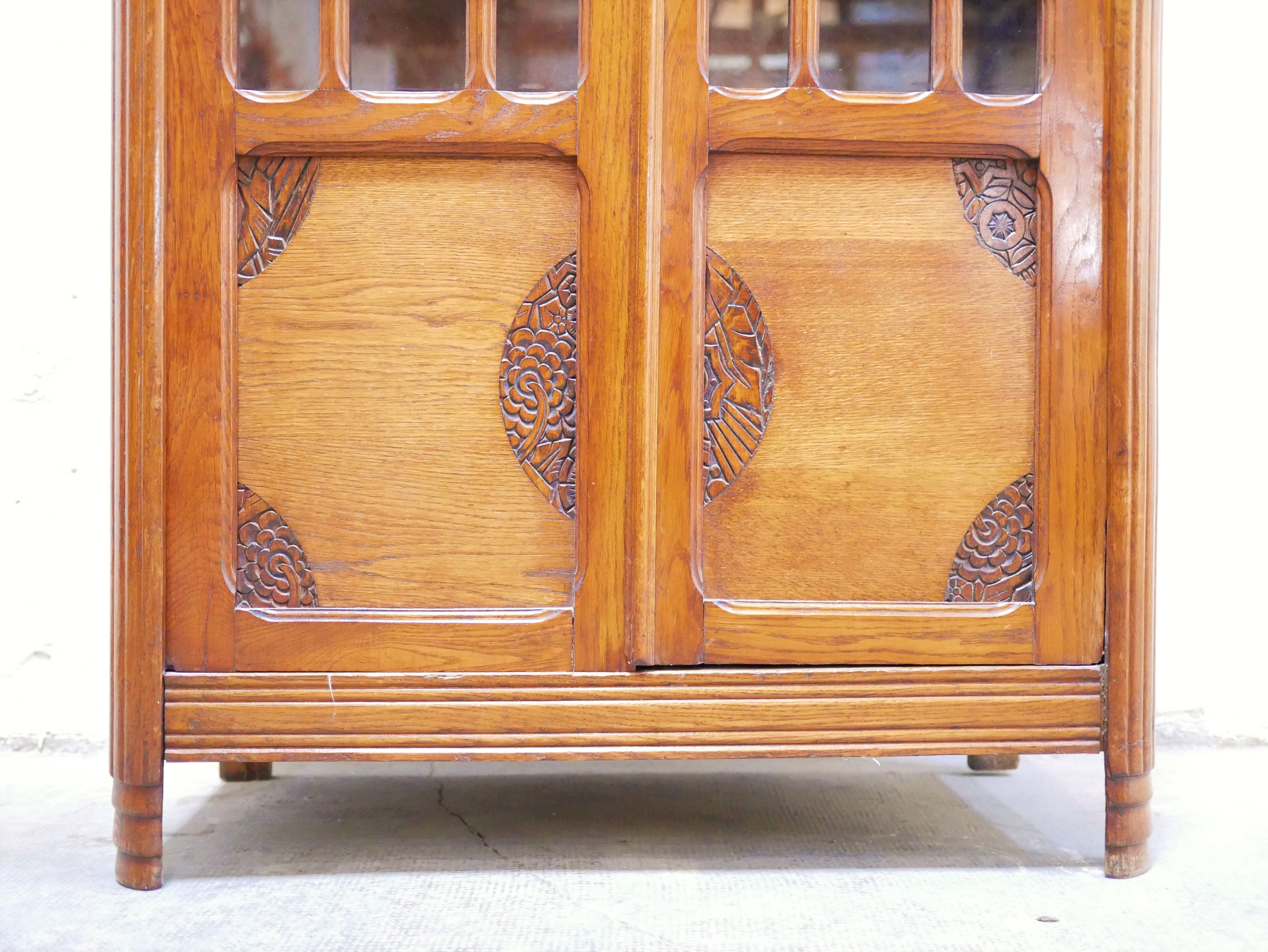 Vintage wooden showcase cabinet