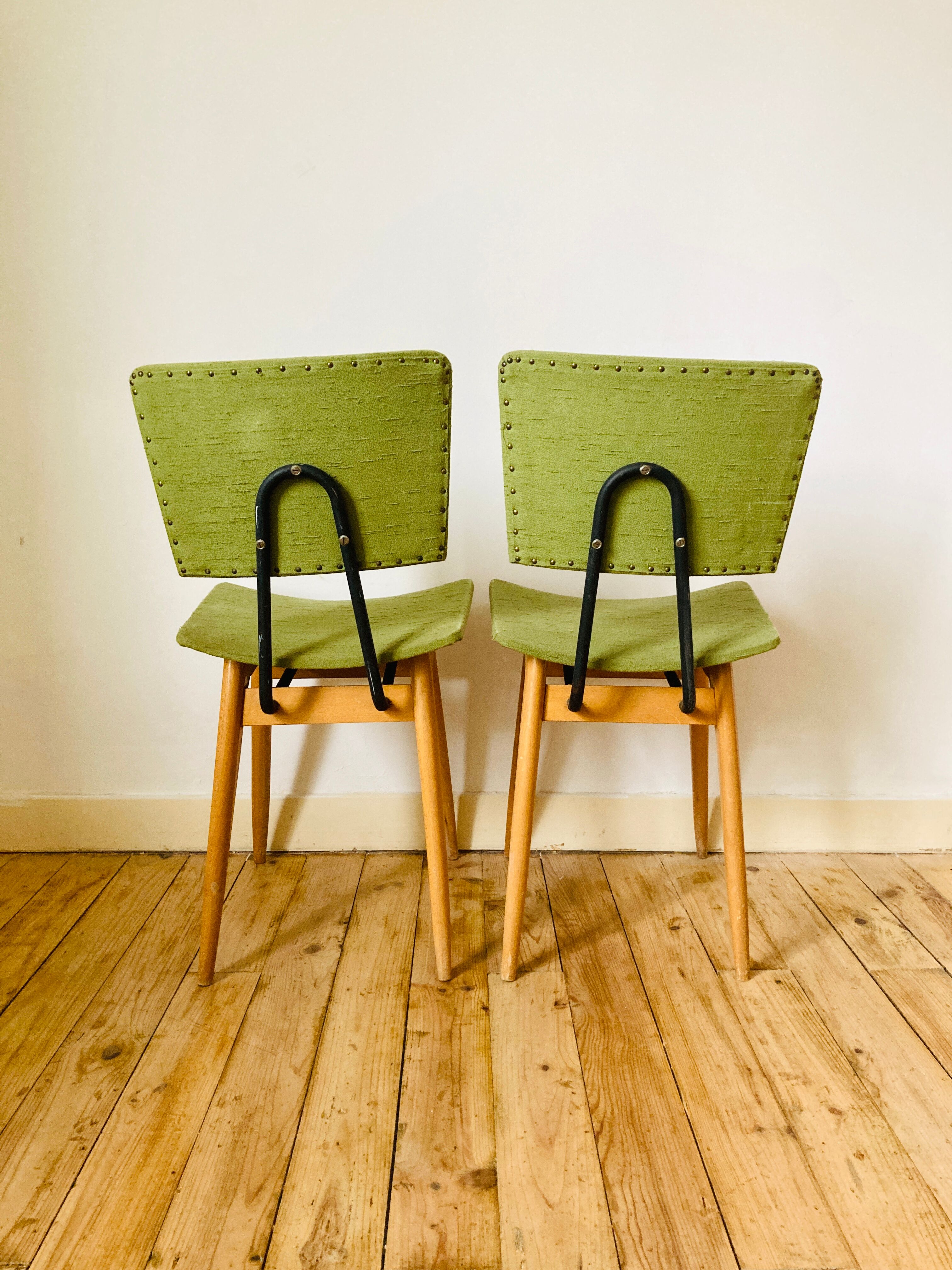 Green scandinavian wooden chairs 60/70