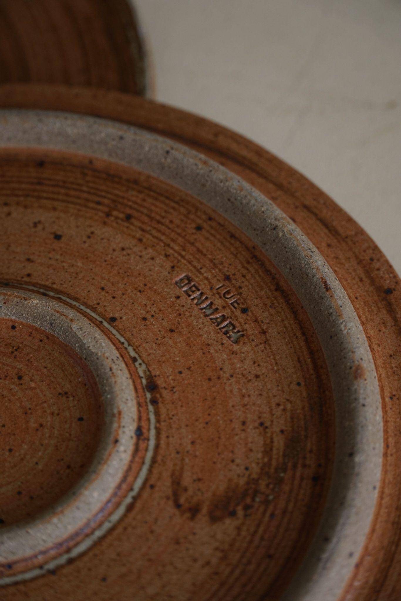 Tue Poulsen, Set of 6 ceramic plates in earthy colours, modern Danish design, 1960s