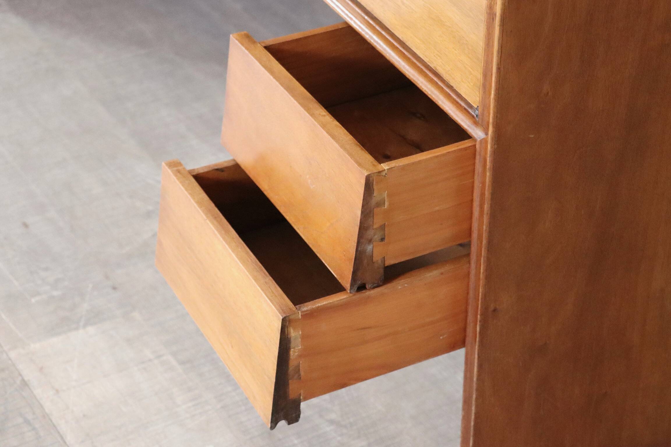 Curved Directors Desk In Walnut, Italy 1940s