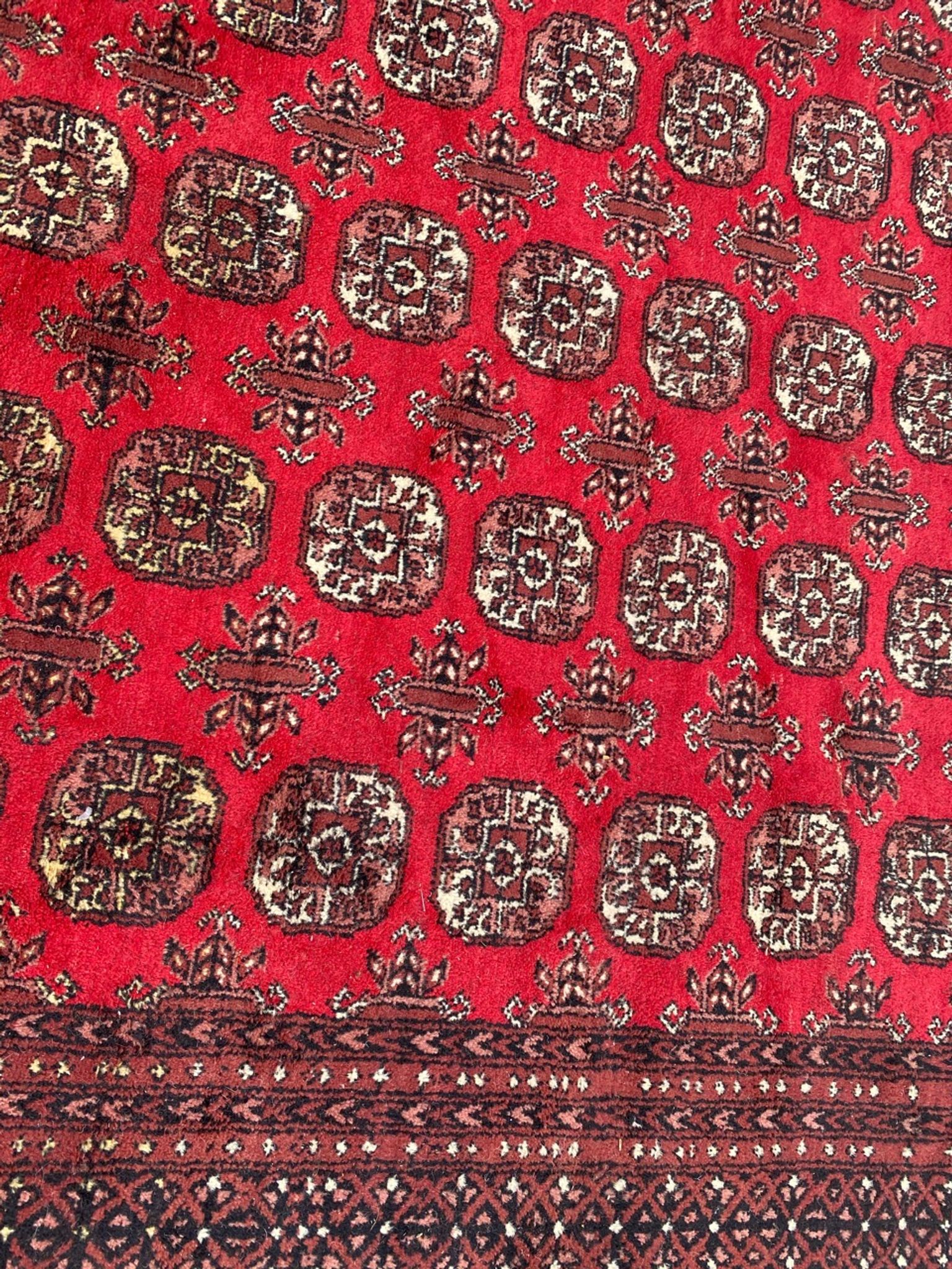 Carpet turkmen pakistan bukhara 195x216 cm