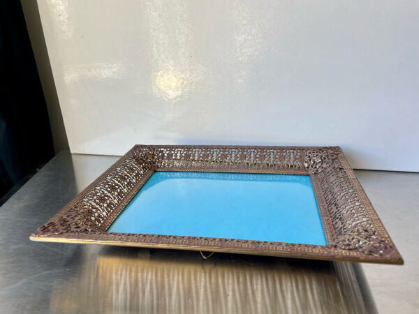 Cadre en métal antique en verre convexe de style baroque