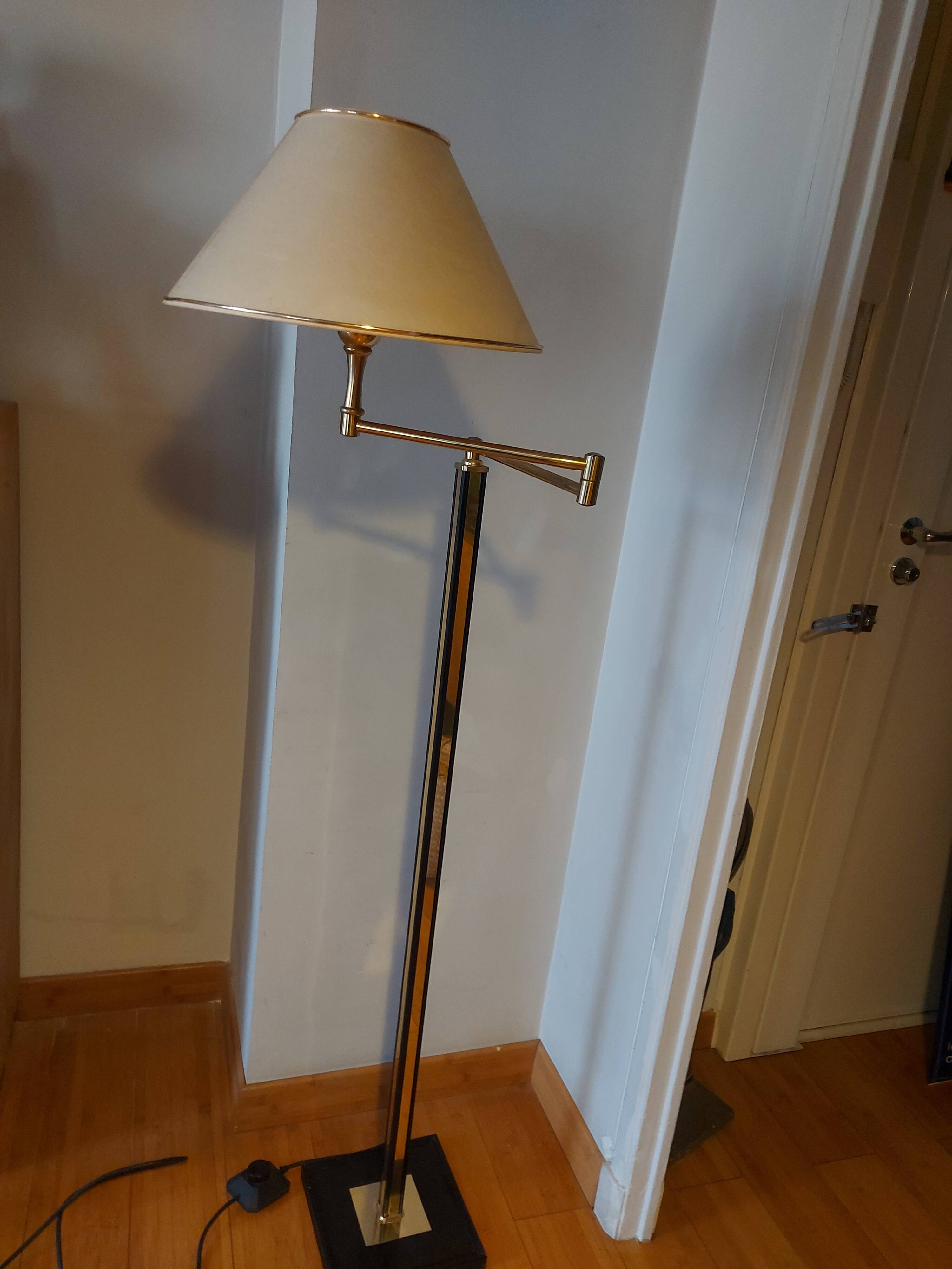 Vintage reading floor lamp in gold metal