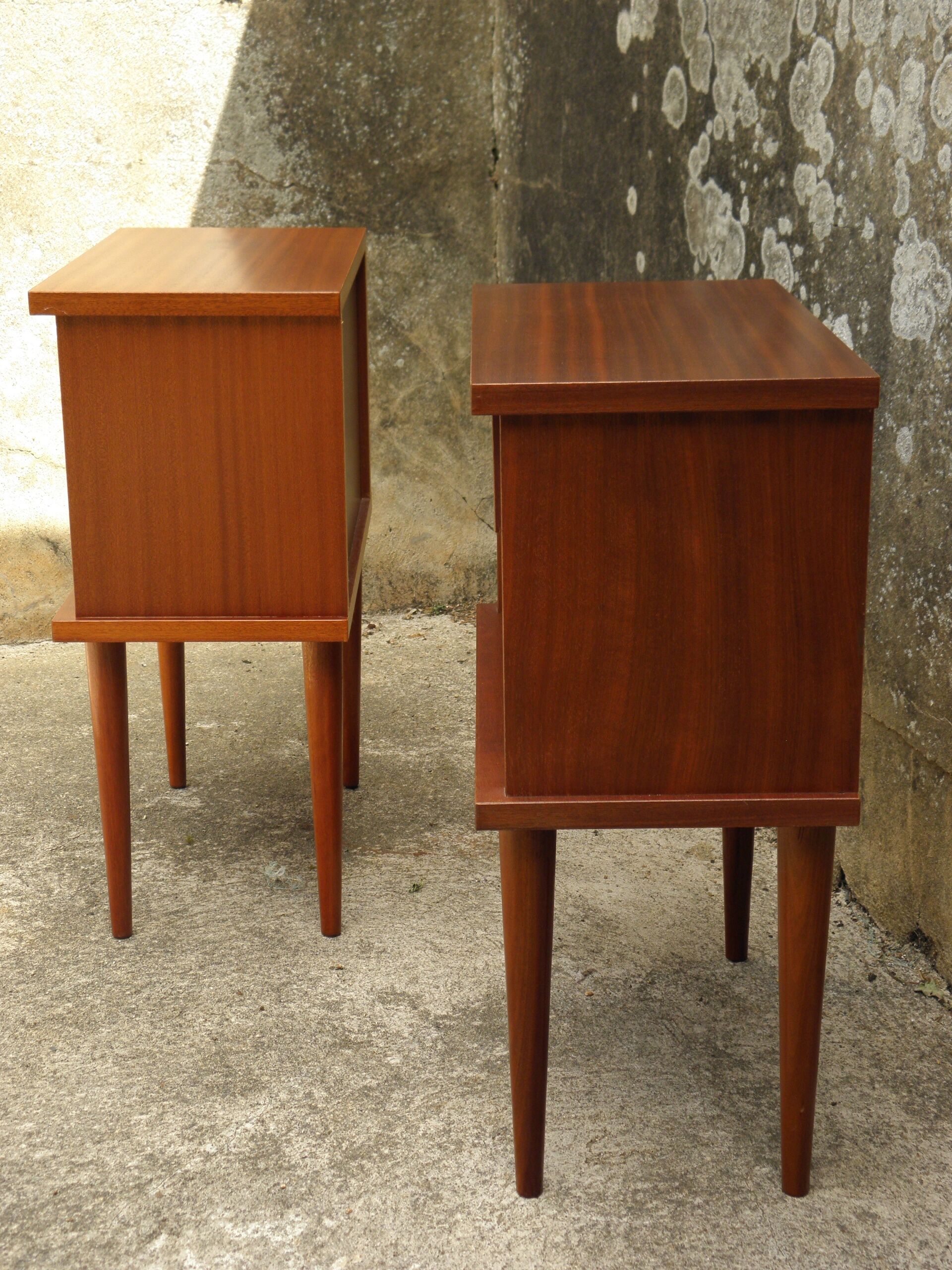 Pair of bedside tables feet spindles 70s