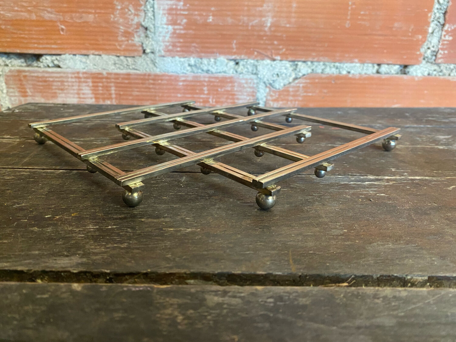 Dessous de plat ancien jacques adnet extensible métal argenté 1950 vin