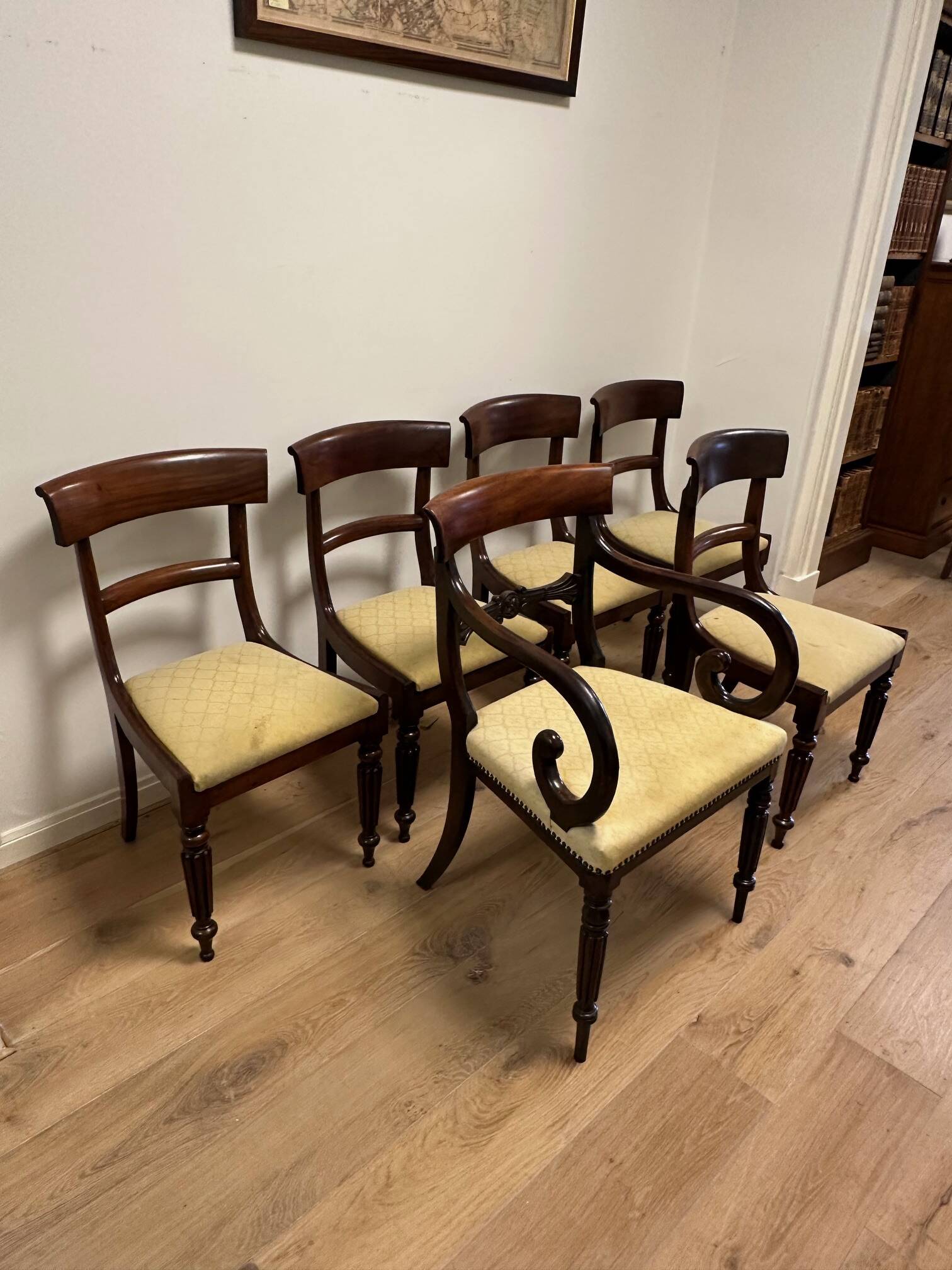 Set of 6 antique mahogany dining chairs