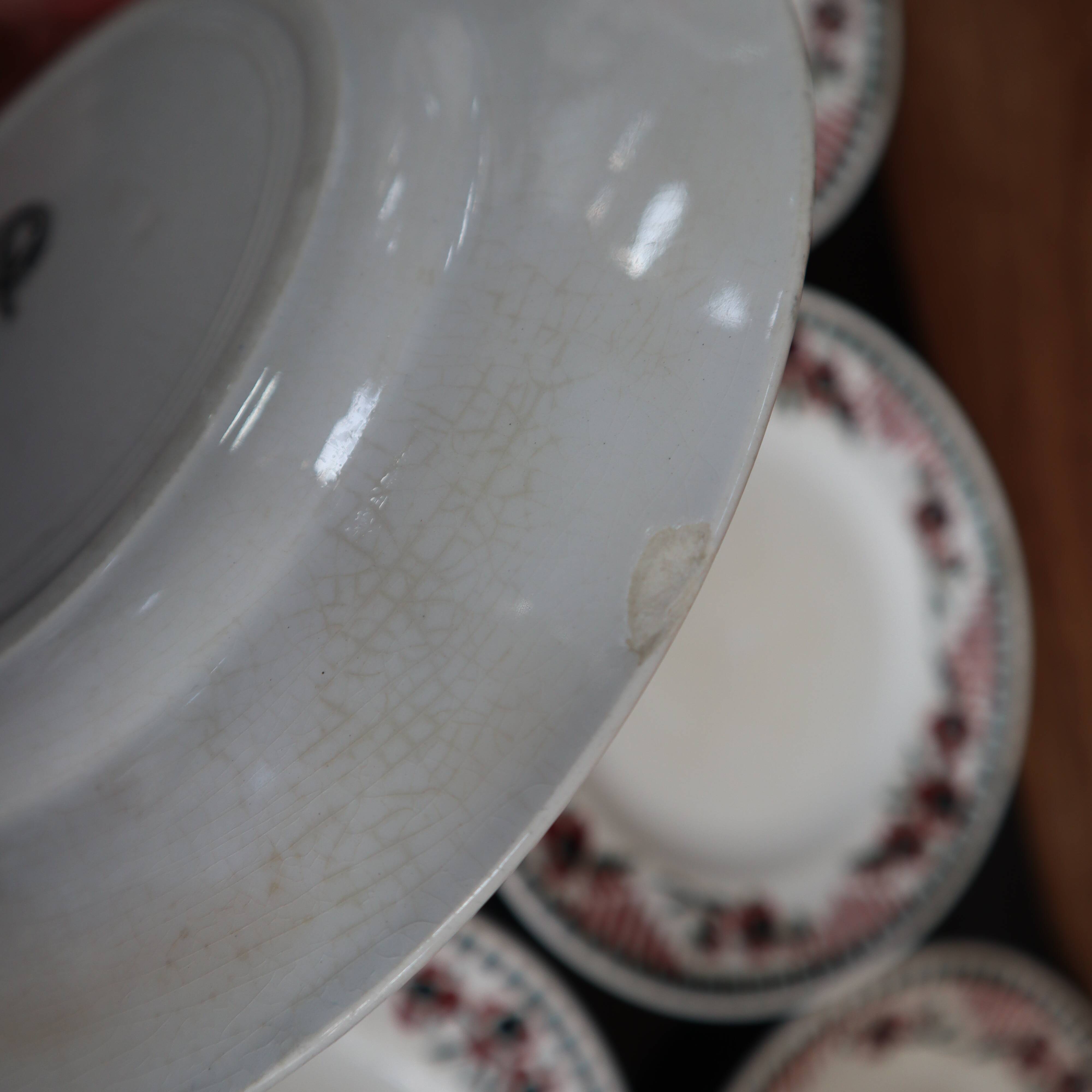 5 Flat plates Terre de Fer model "Damascus" Moulin des Loups and Hamage