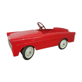 Pedal car