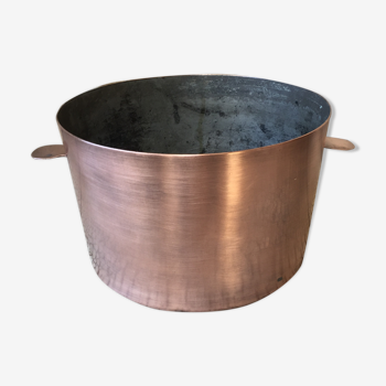 Ancient pink copper pot cover