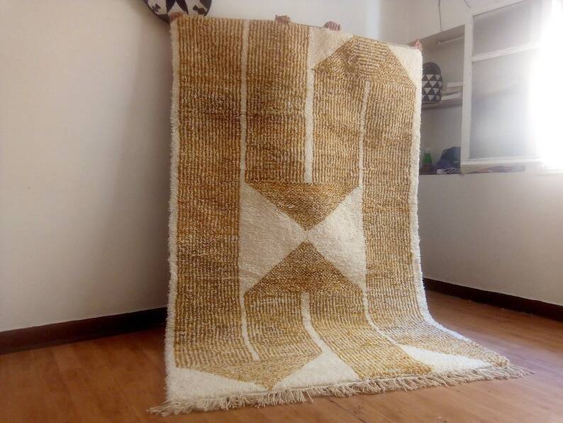 Handmade Moroccan rug, Berber wool rug 150/250cm.