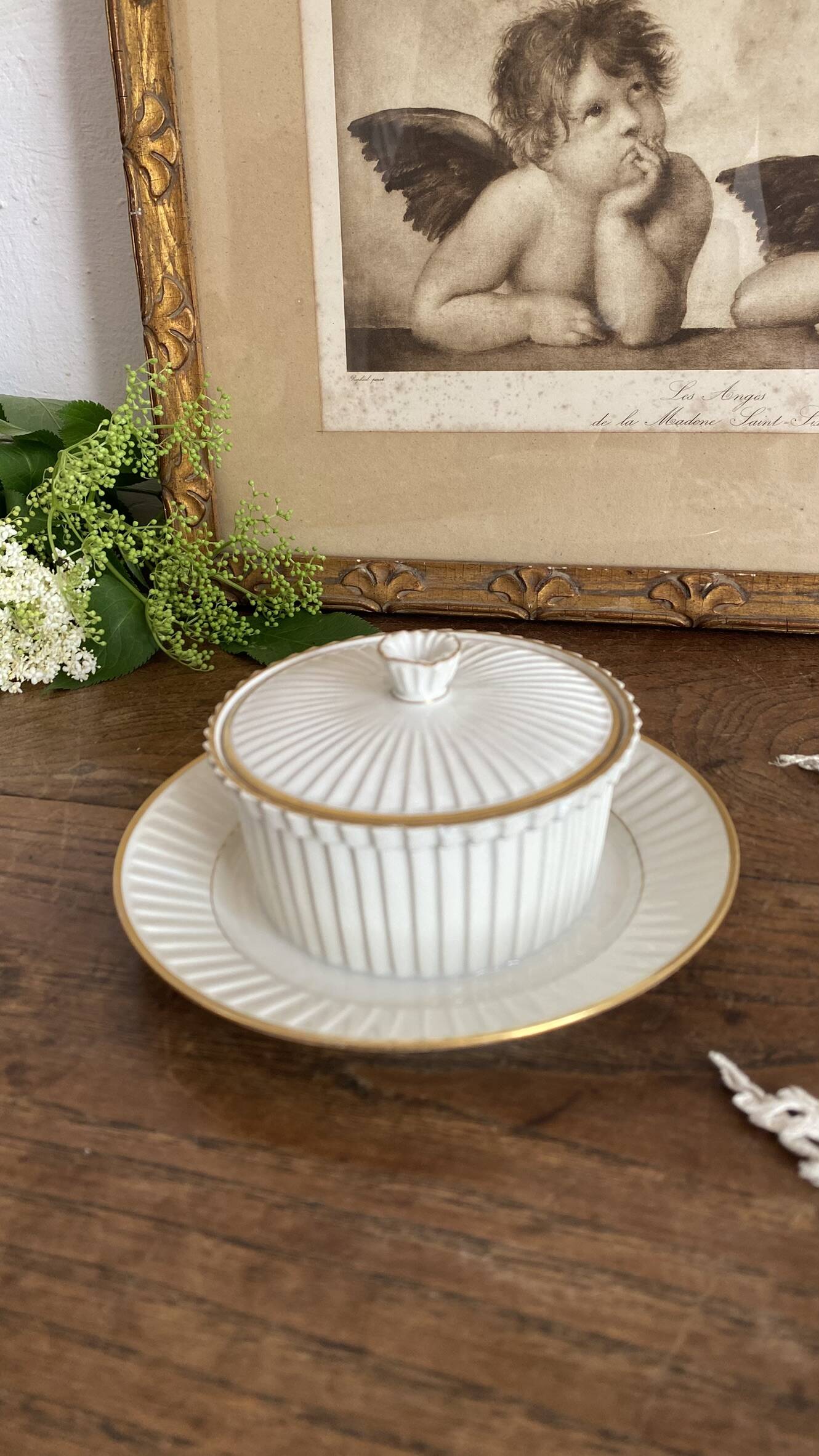 Sucrier en porcelaine fine Mehun