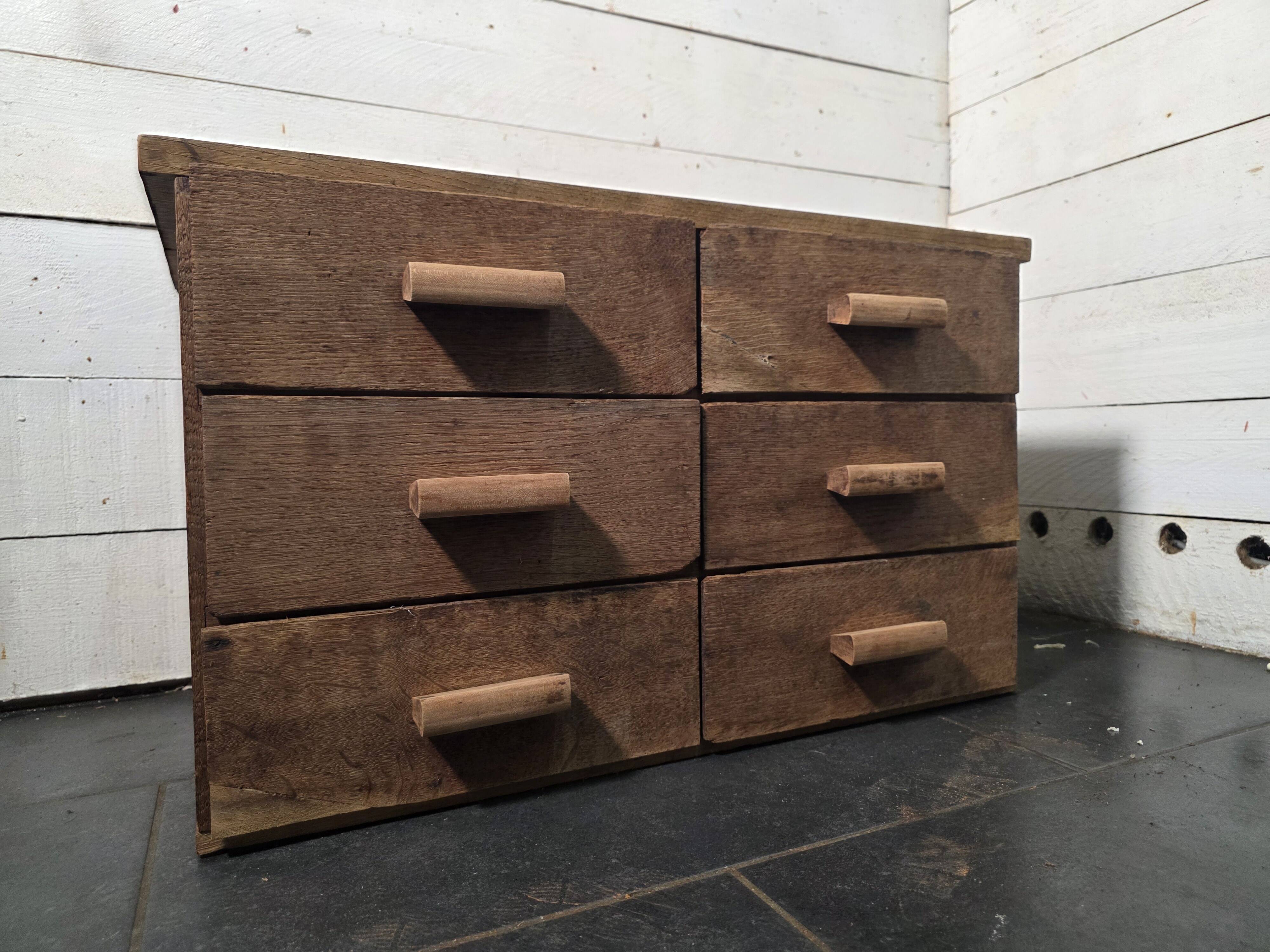 Antique workshop furniture with 6 drawers