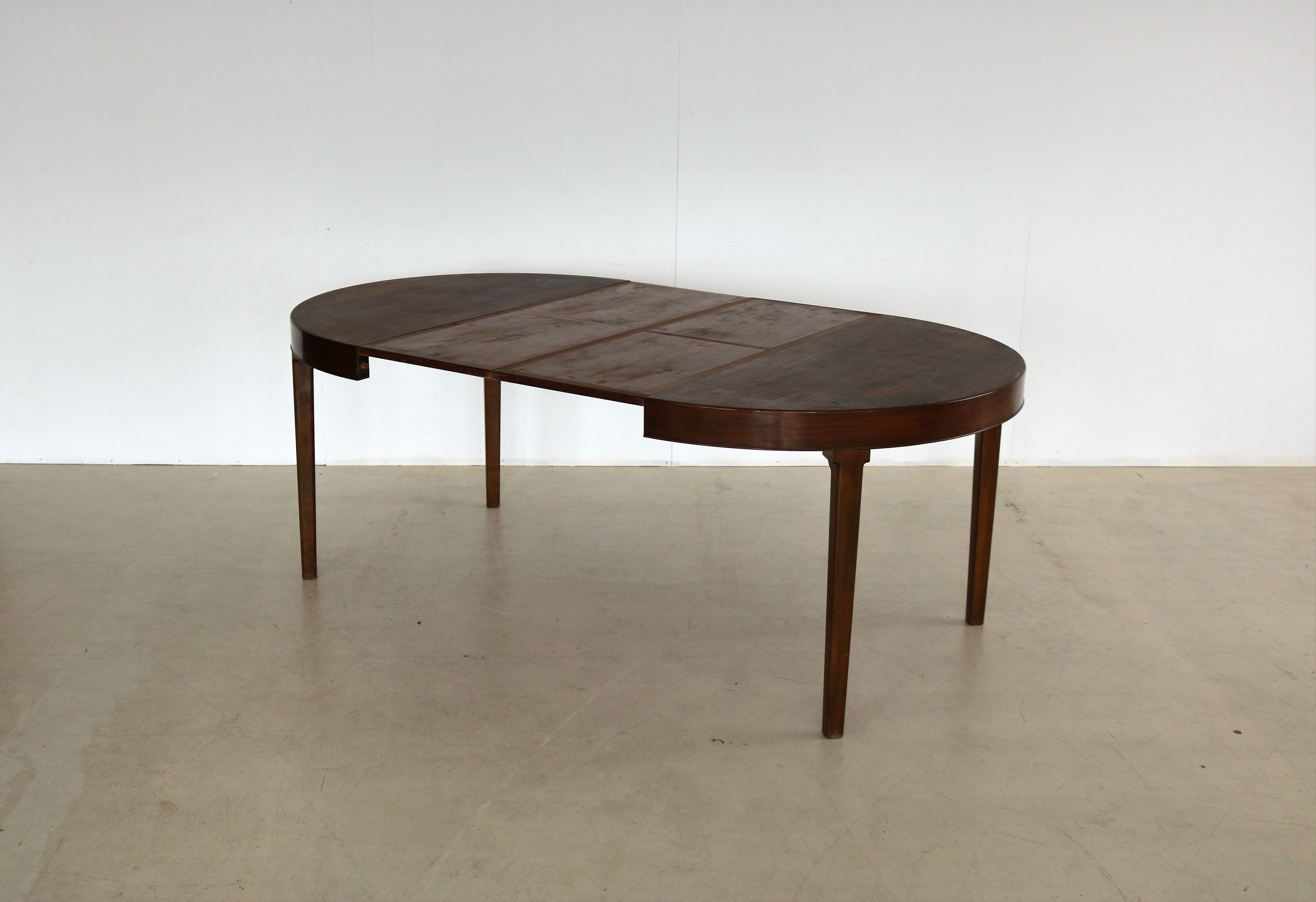 Vintage rosewood extandable dining table