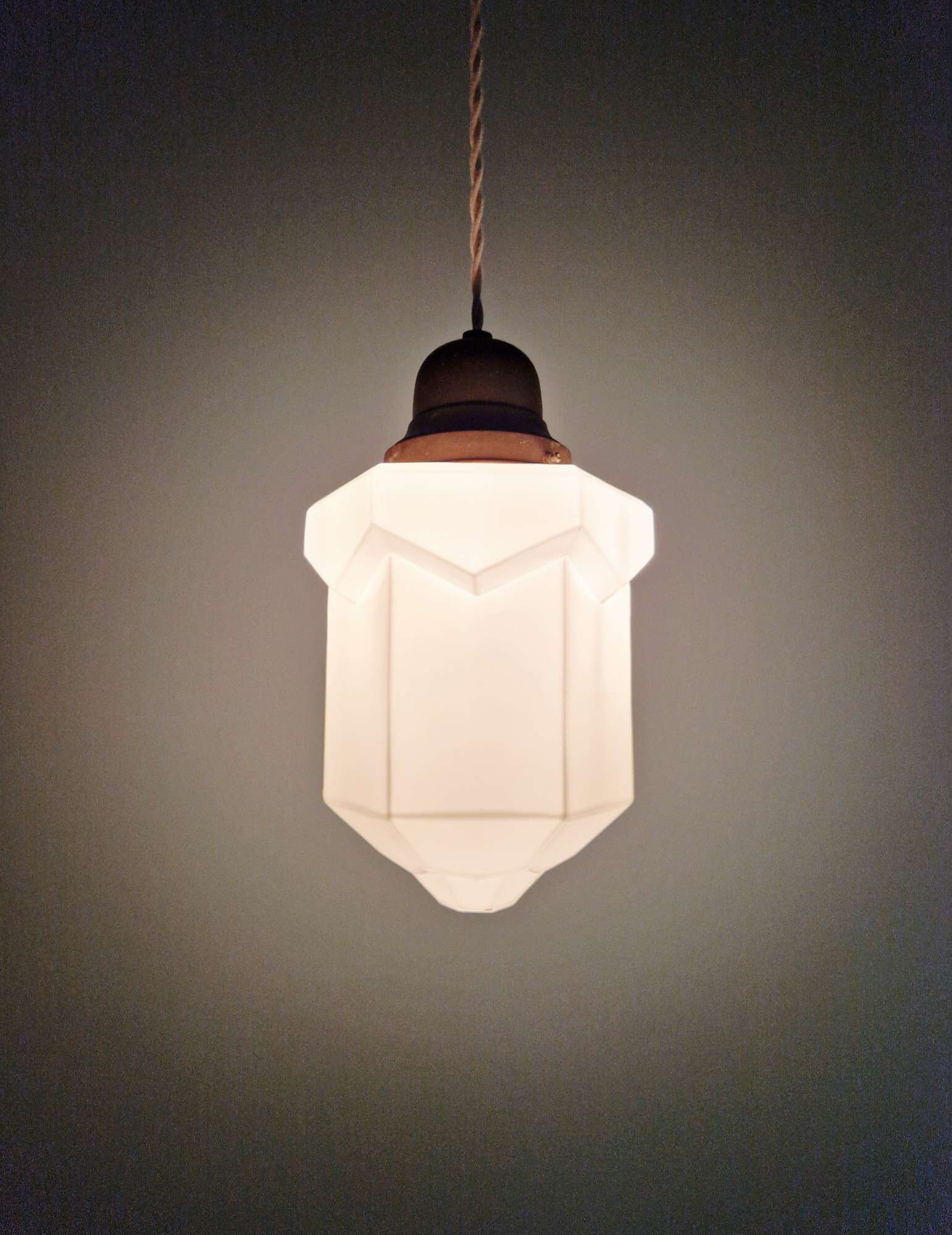 Art Deco skyscraper pendant lamp in white opaline, 1920-30