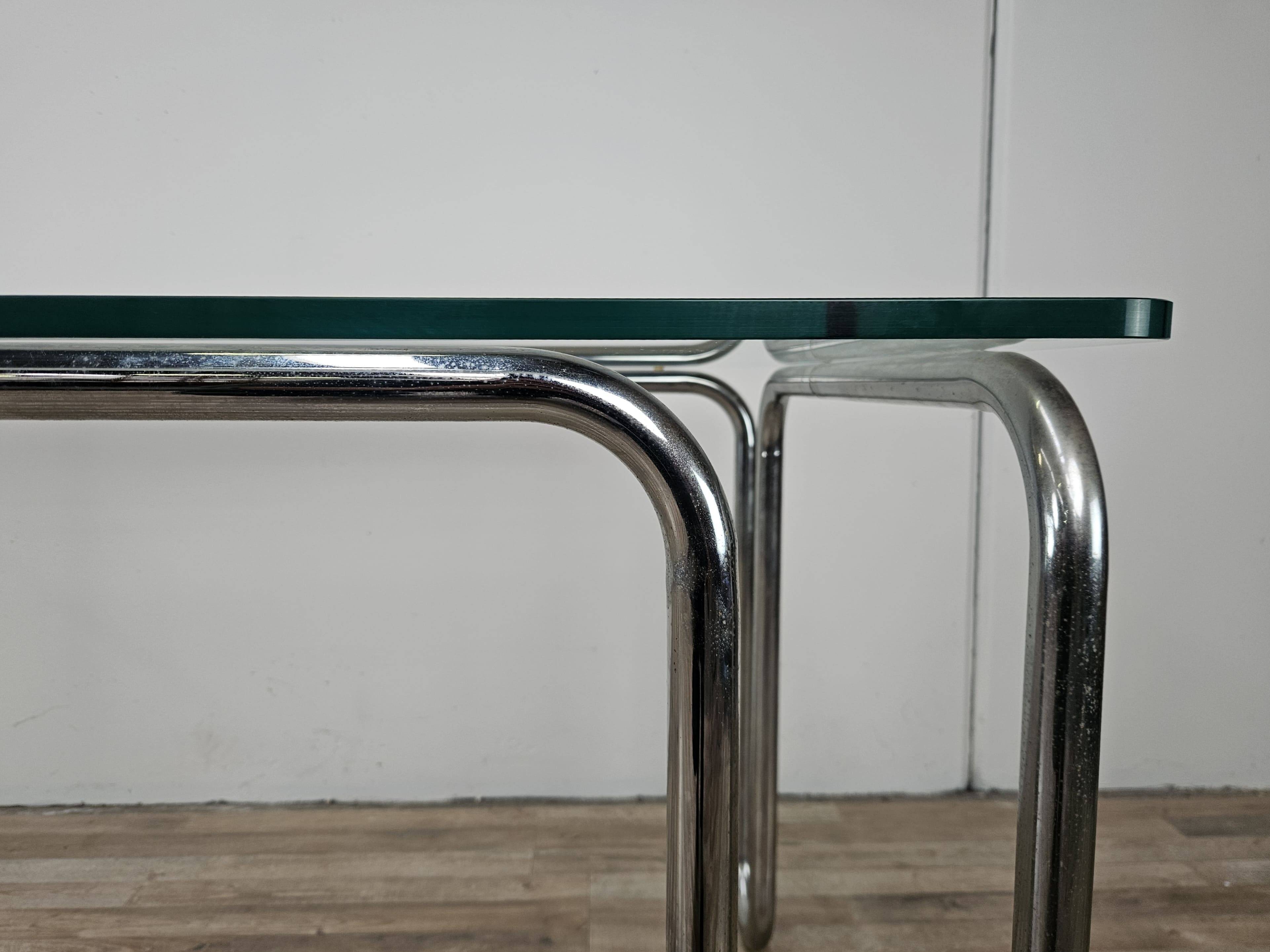 1970s Bauhaus table in chromed tubular steel and glass