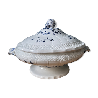 Soup XIXth Iron Earth in Earthenware St Amand, decoration at the Barbeau