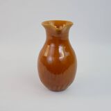 Pichet jaune ocre en céramique signé Félix Céram Vallauris circa 1960