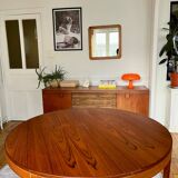 Round extendable rosewood table from the 70s