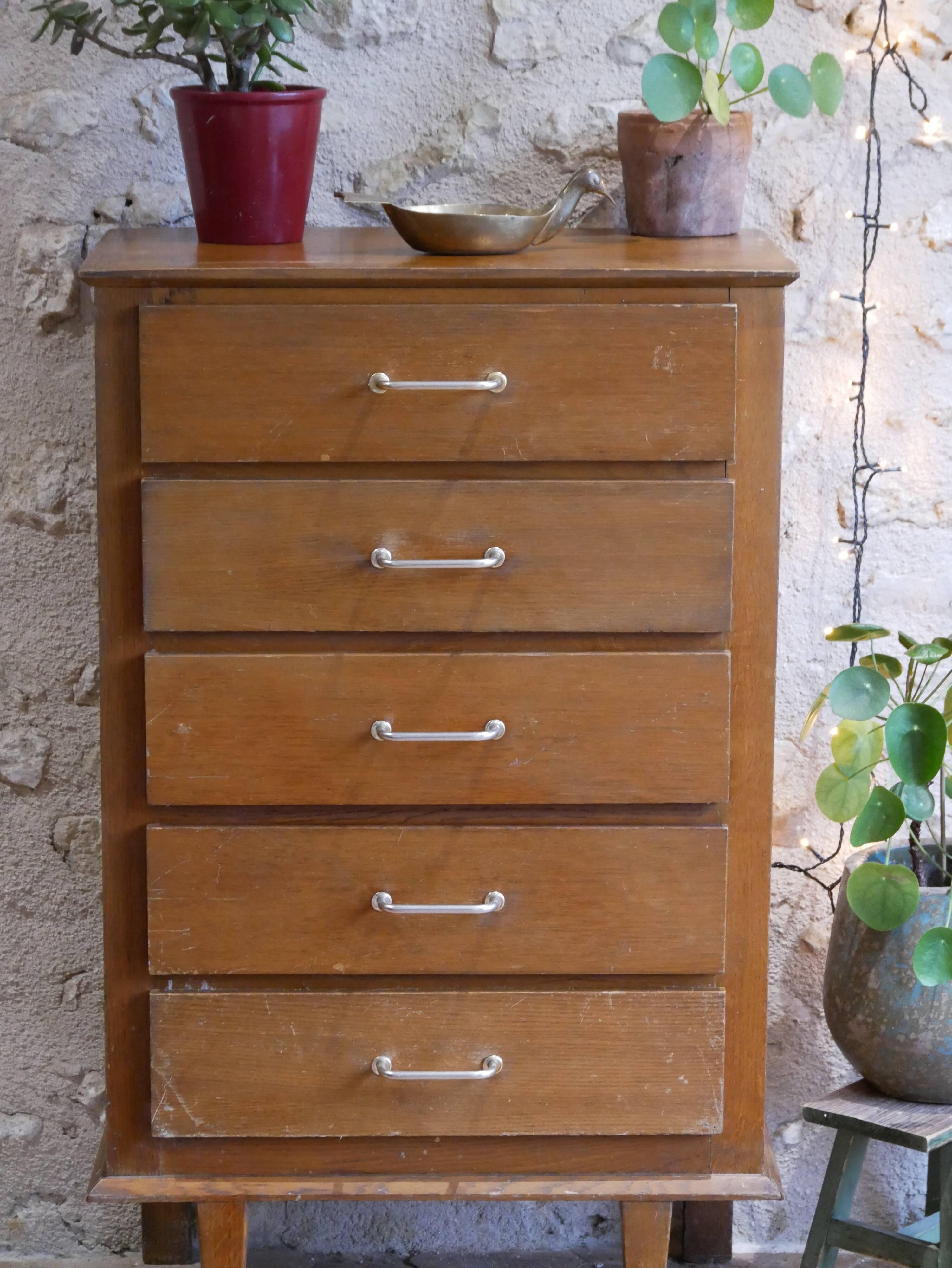Chiffonnier dresser