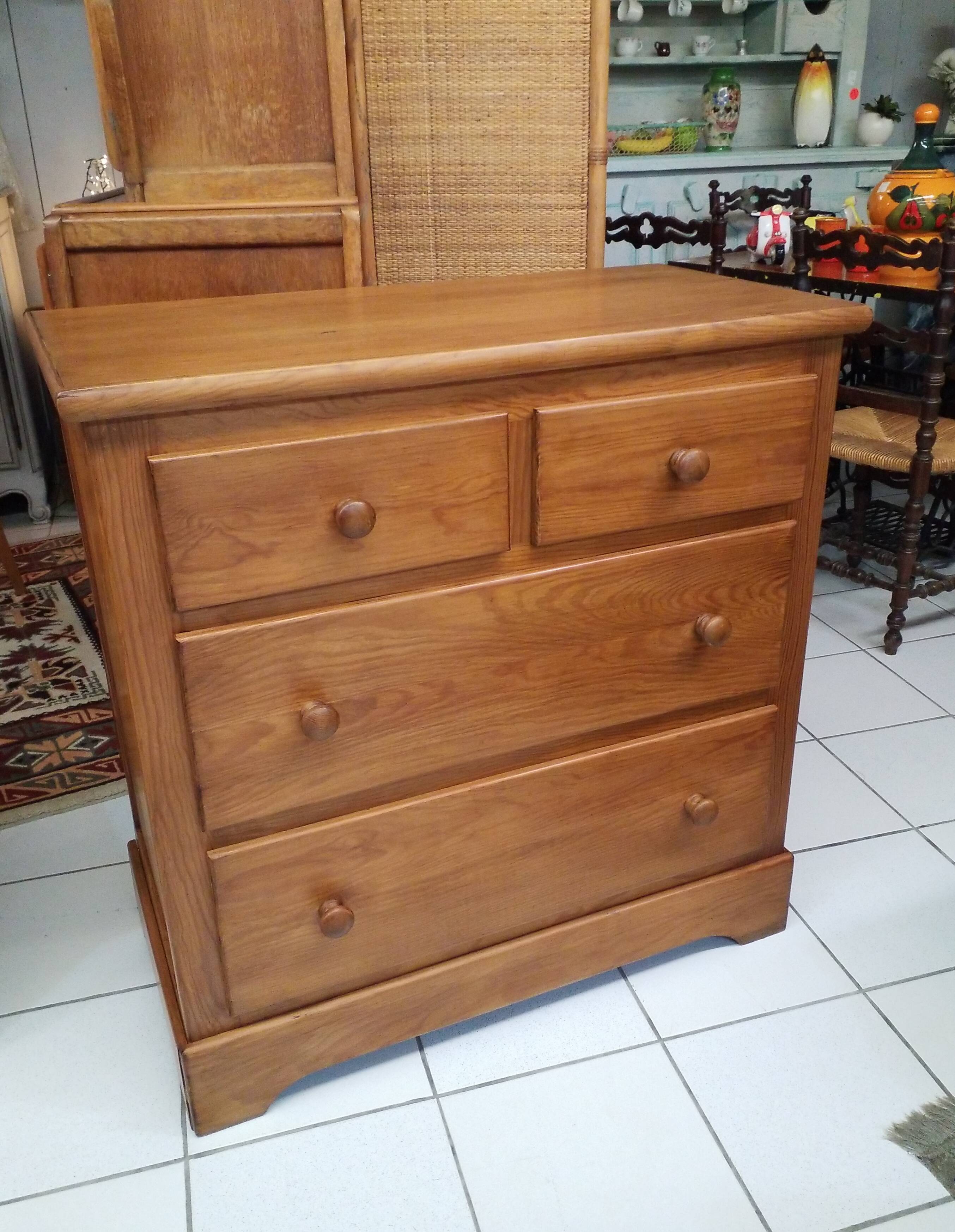 Fir chest of drawers