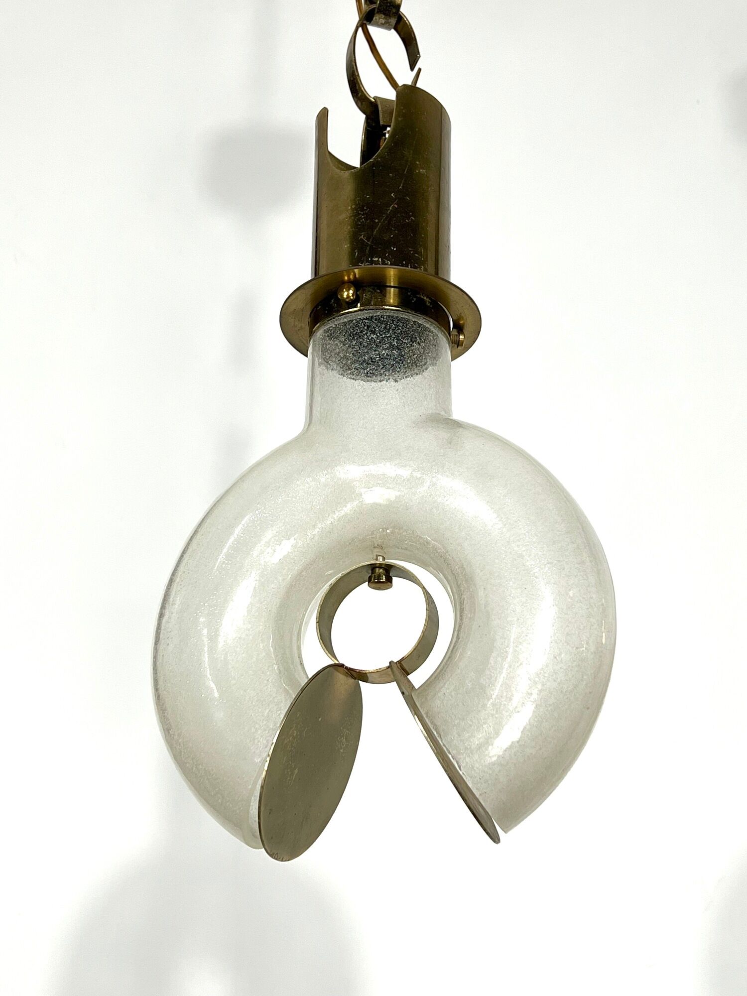 Mid-century modern brass and pulegoso chandelier by Carlo Nason