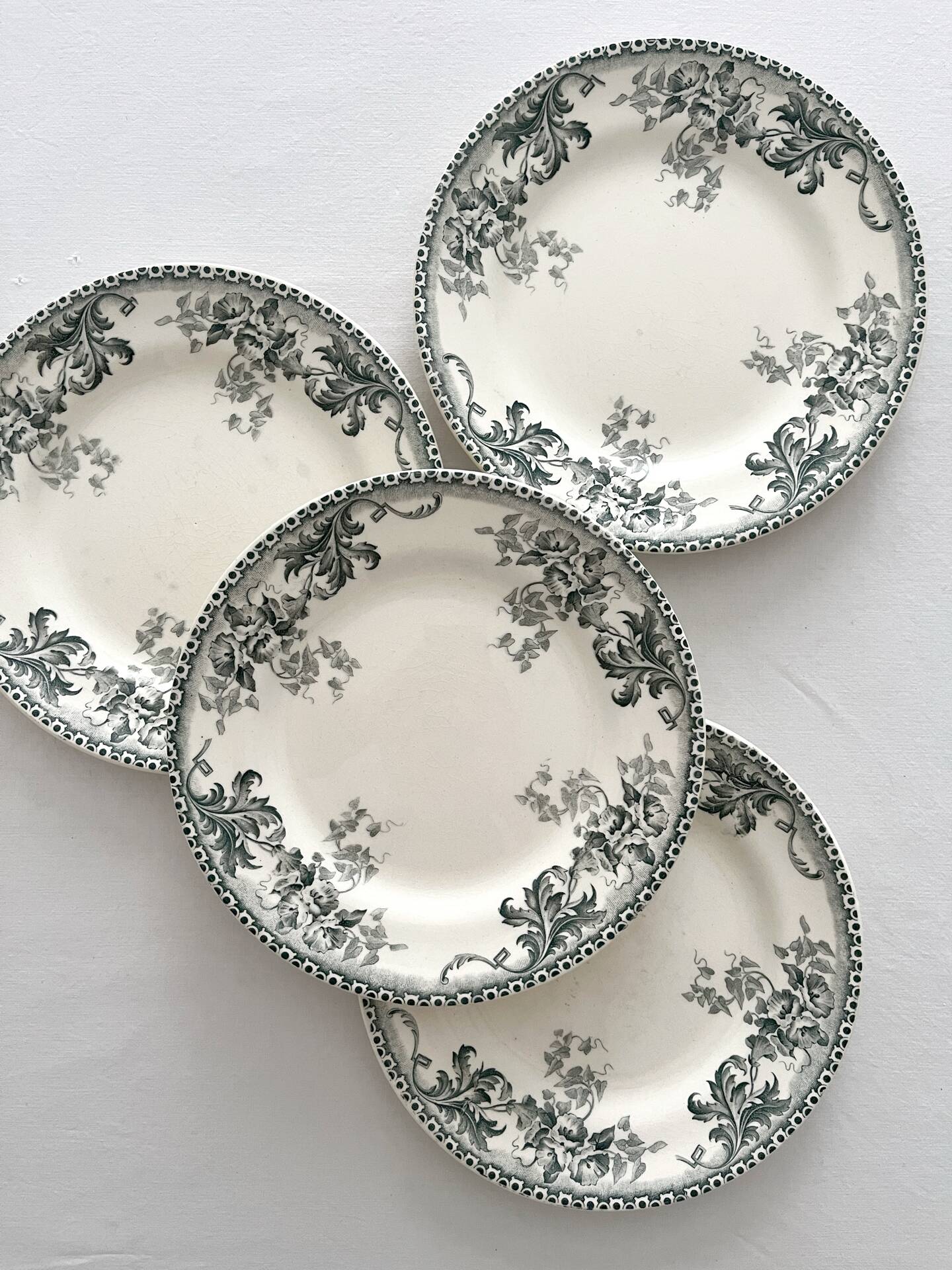 4 dessert plates ironstone "Liserons" Choisy le Roi