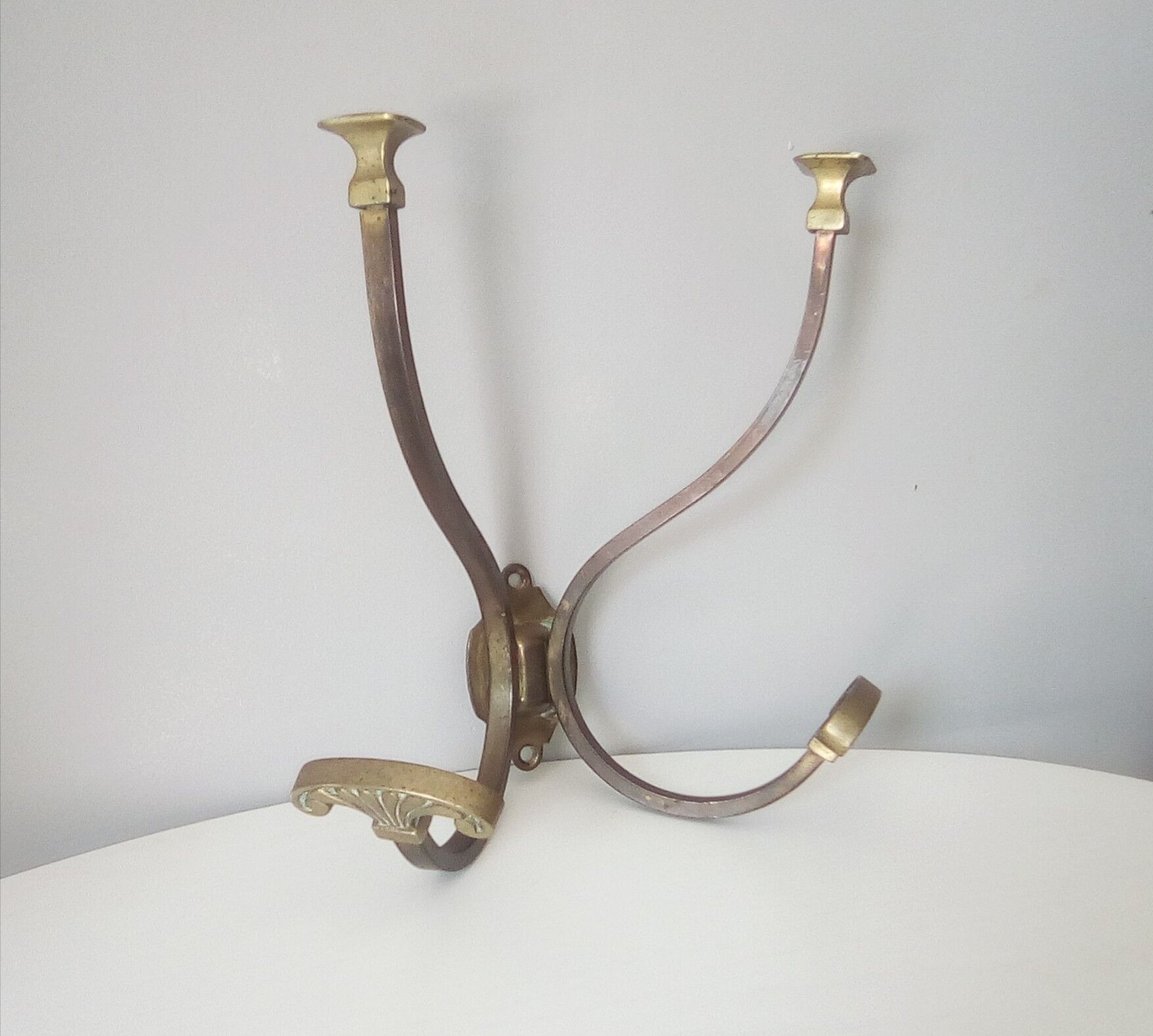Wall-mounted wall-mounted coat rack in solid brass 50s/60s