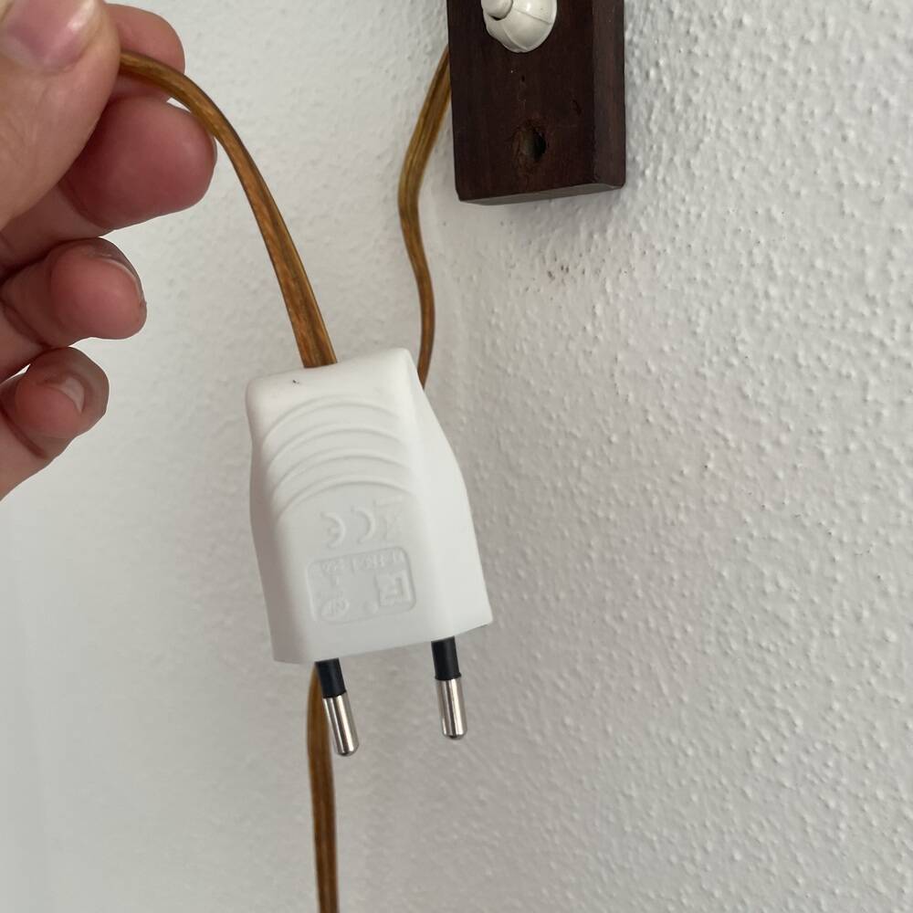 Scandinavian wooden scissor acordion wall lamp