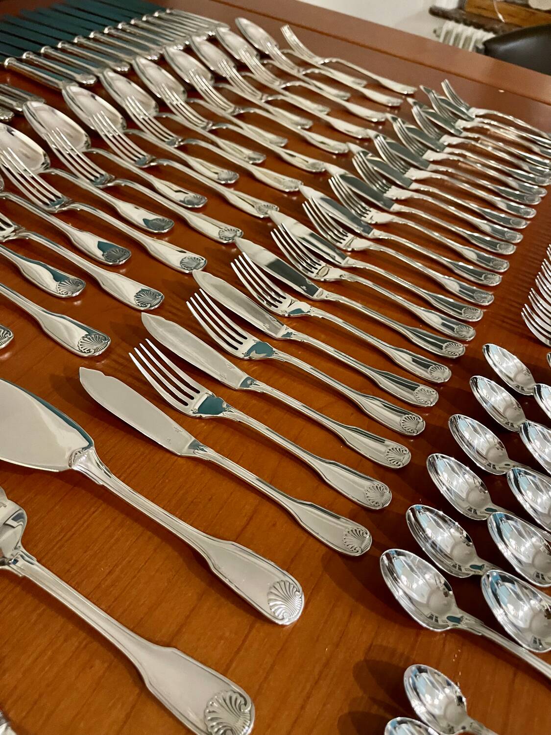 Christofle vendome cutlery set 115 pieces very good condition