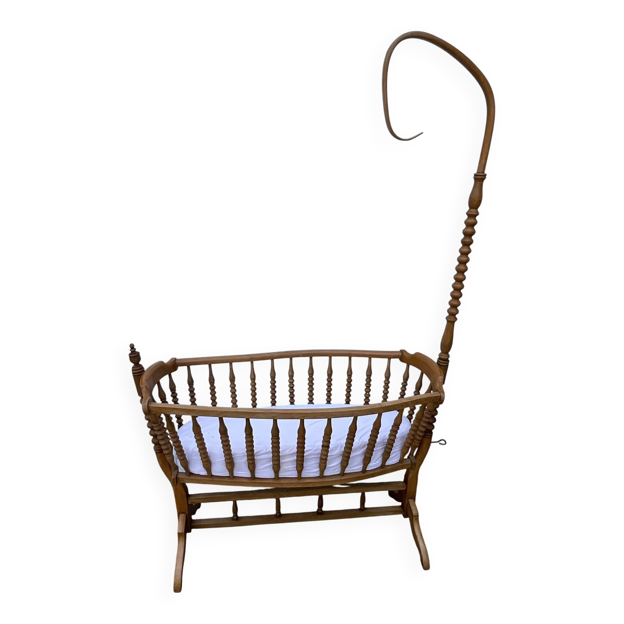Antique cradle in solid beech – Early 20th century