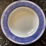 Set of 6 blue and white soup plates