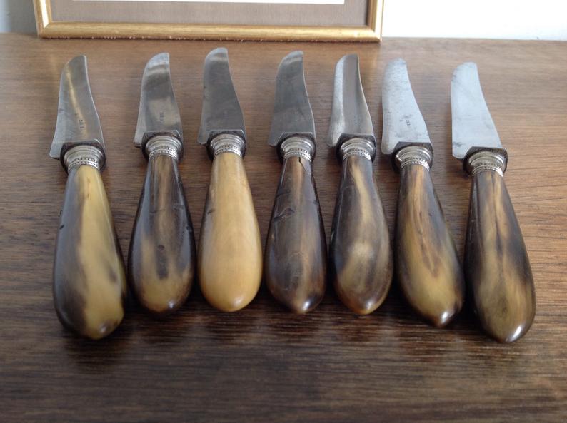 7 old knives "Paris"