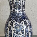 Blue vase of Delft's