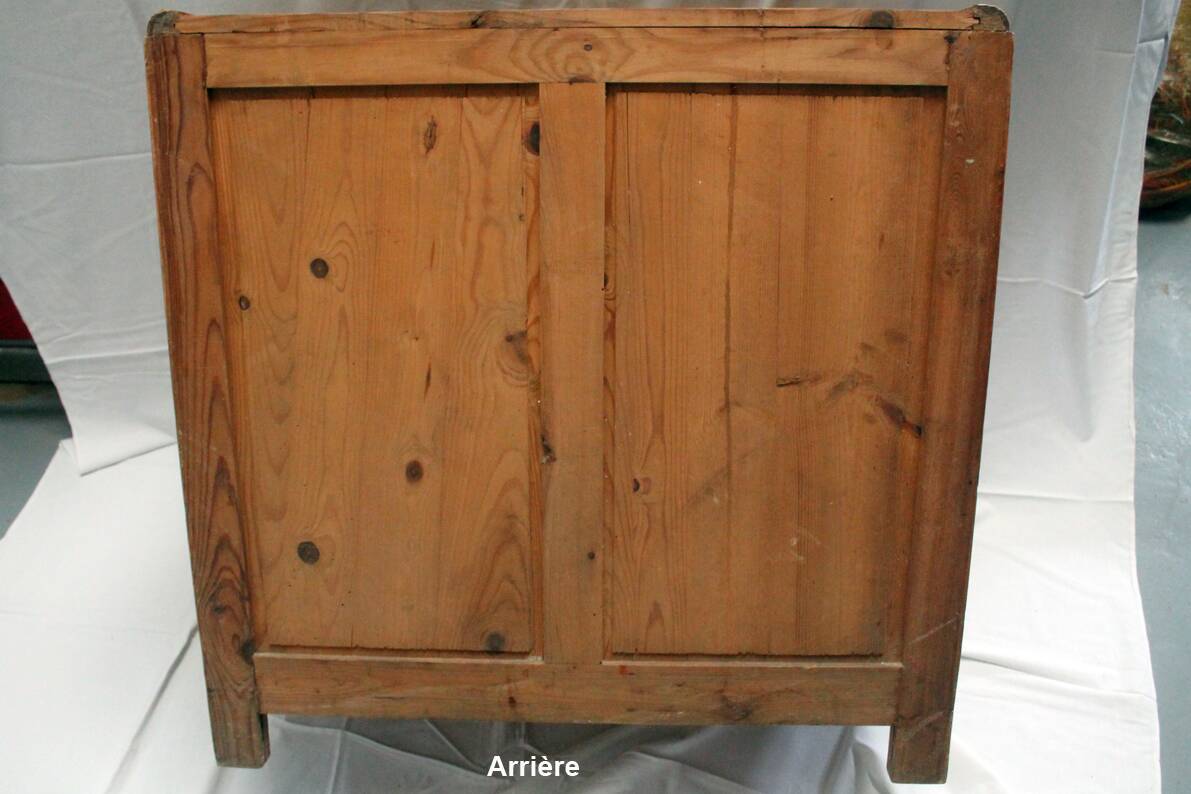 Low mado buffet, marble top, sanded