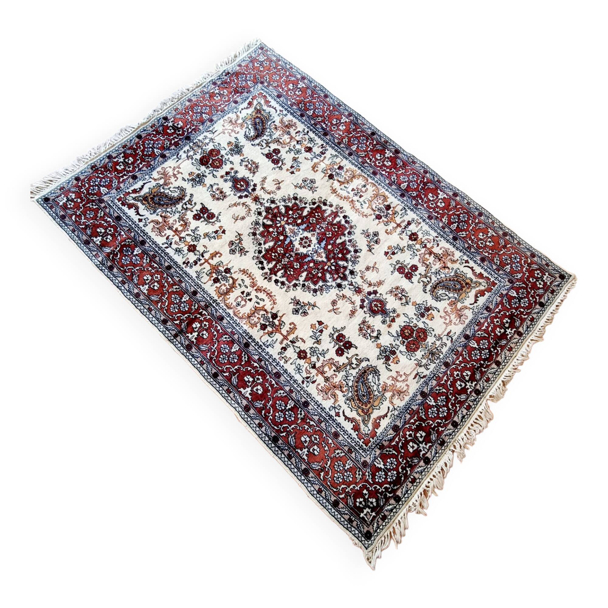 Wool rugs Pakistan