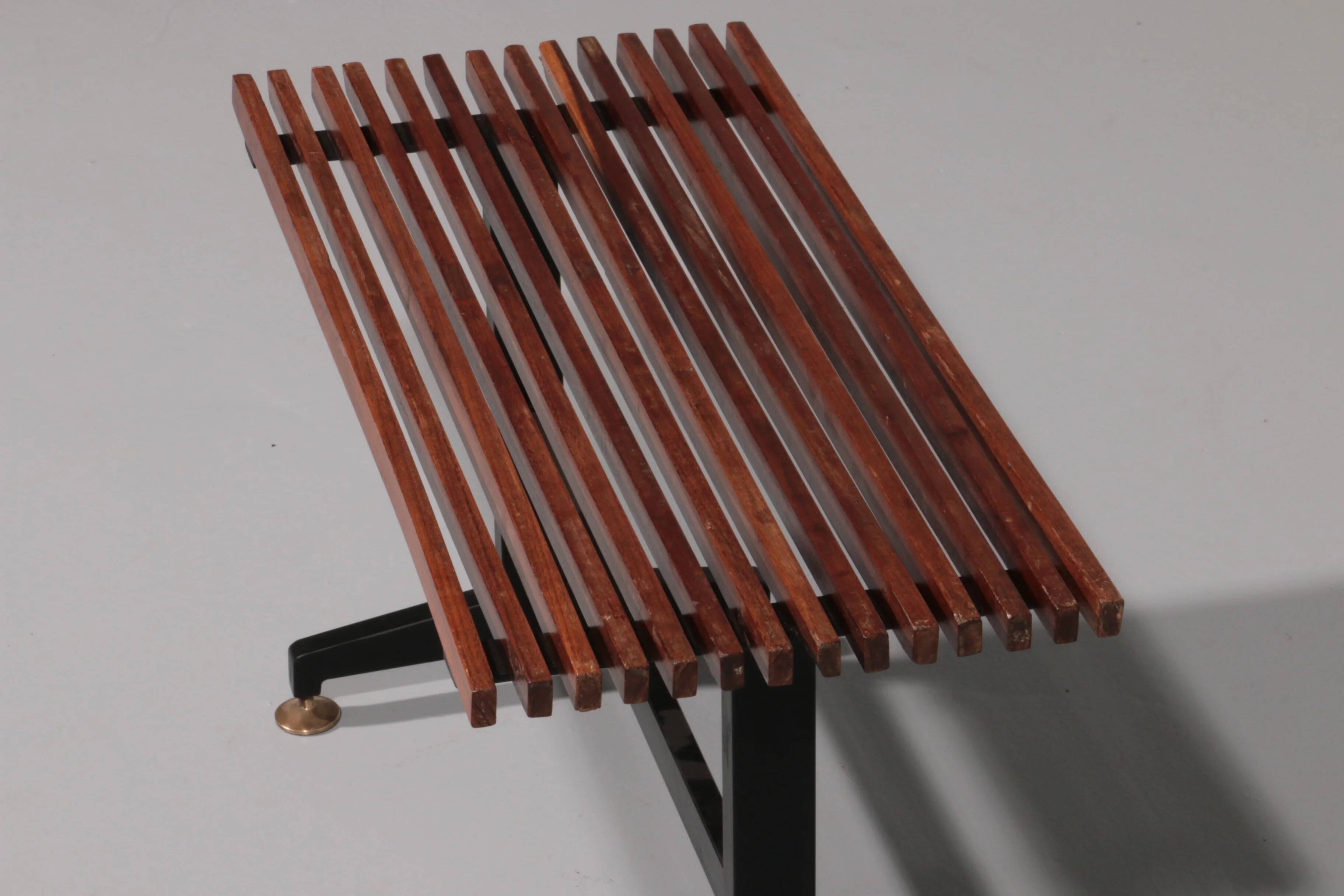 Mid-century Italian bench 1960s with black metal frame, gilded brass legs and solid teak slats